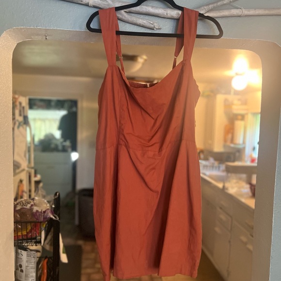 Abercrombie & Fitch Dresses & Skirts - Abercrombie Rust Orange mini dress